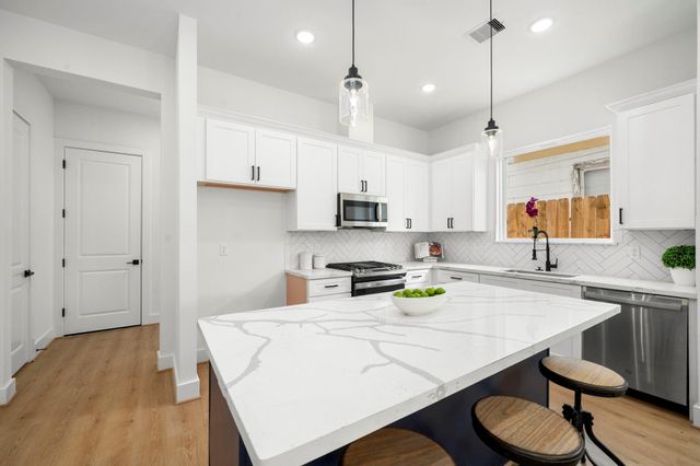 5514 Hardy Street, Houston, TX 77009