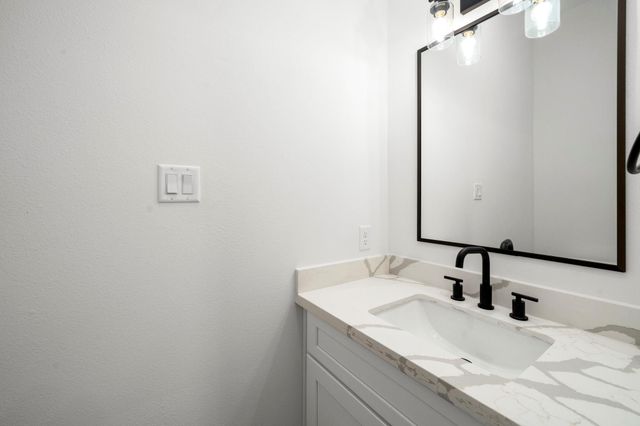 5514 Hardy Street, Houston, TX 77009