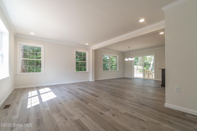 10 Killington Lane, Johnstown, NY 12095