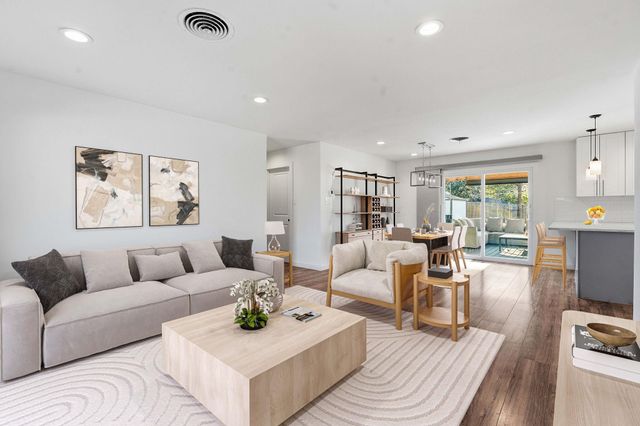 2612 Little John LN, Austin, TX 78704