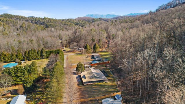 4009 Fieldstone Lane, Cosby, TN 37722