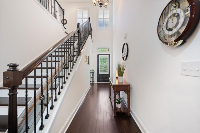 2331 River Terrace Dr, Murfreesboro, TN 37129