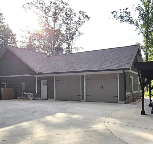 22 Logsplitter Pass, Dahlonega, GA 30533