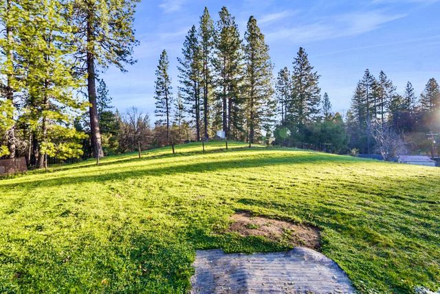 19634 Highway 26, West Point, CA 95255