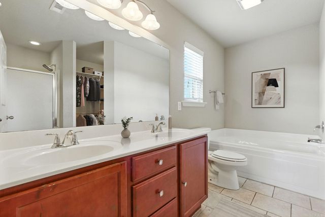 5625 Pin Oak Ln, Sherwood, AR 72117