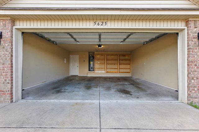 5625 Pin Oak Ln, Sherwood, AR 72117