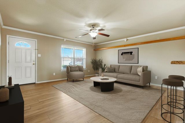 5625 Pin Oak Ln, Sherwood, AR 72117