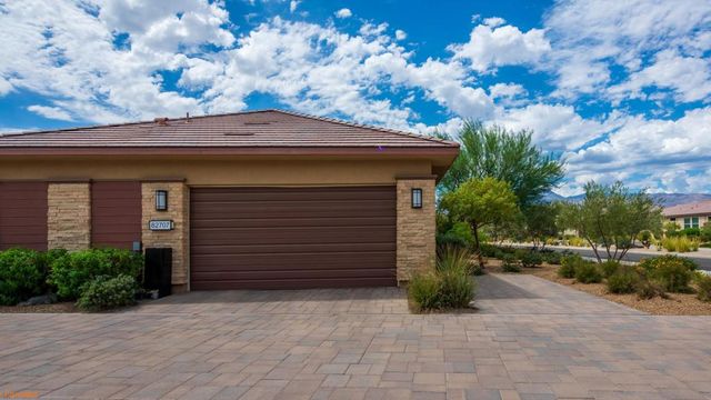 82707 Monarchos Court, Indio, CA 92201