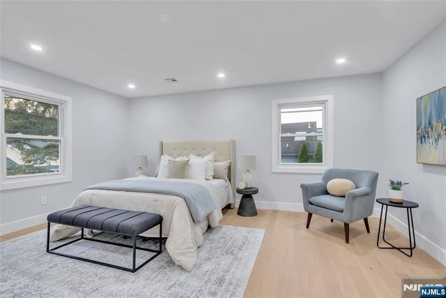 76 Point View Parkway, Wayne, NJ 07470