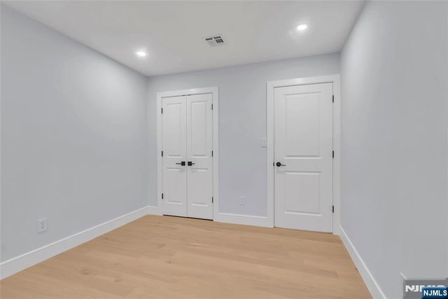 76 Point View Parkway, Wayne, NJ 07470