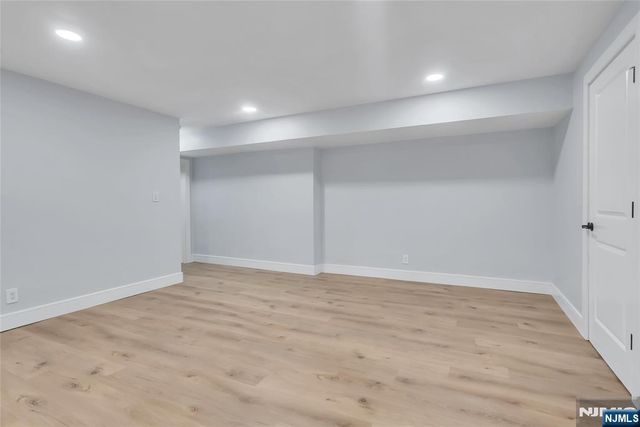 76 Point View Parkway, Wayne, NJ 07470
