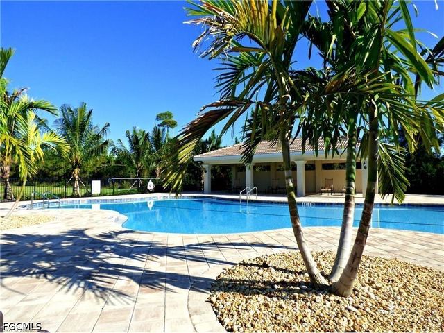 3882 Tilbor CIR, Fort Myers, FL 33916