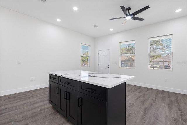 10271 LAKE DRIVE, New Port Richey, FL 34654