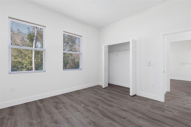 10271 LAKE DRIVE, New Port Richey, FL 34654