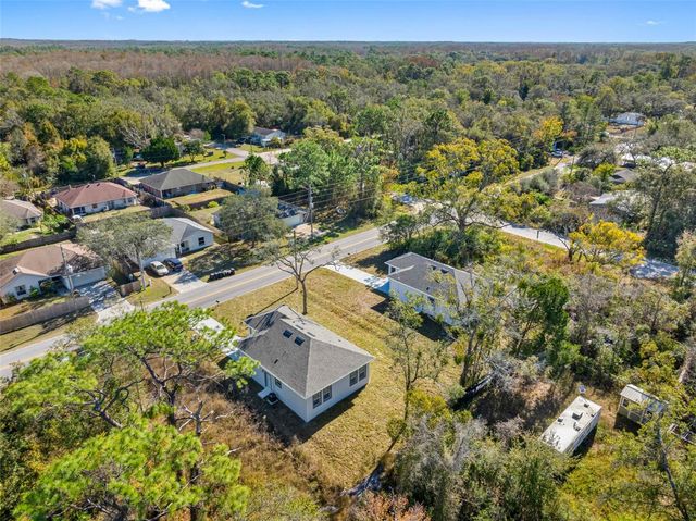 10271 LAKE DRIVE, New Port Richey, FL 34654