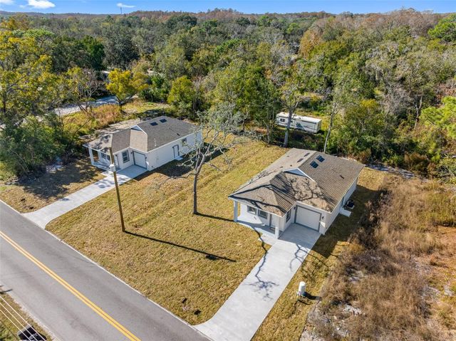 10271 LAKE DRIVE, New Port Richey, FL 34654