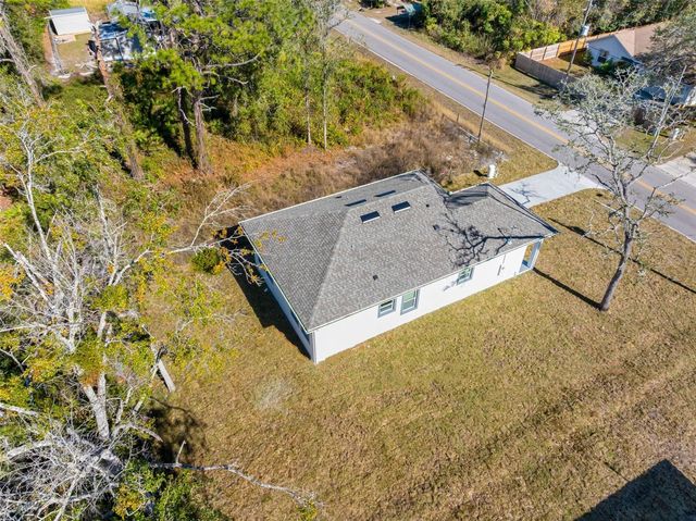 10271 LAKE DRIVE, New Port Richey, FL 34654