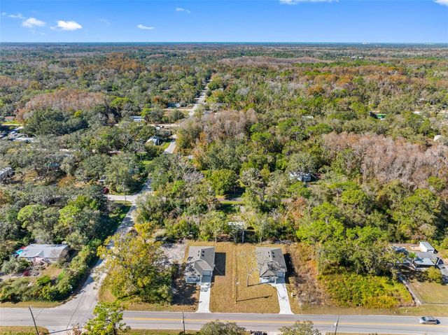 10271 LAKE DRIVE, New Port Richey, FL 34654