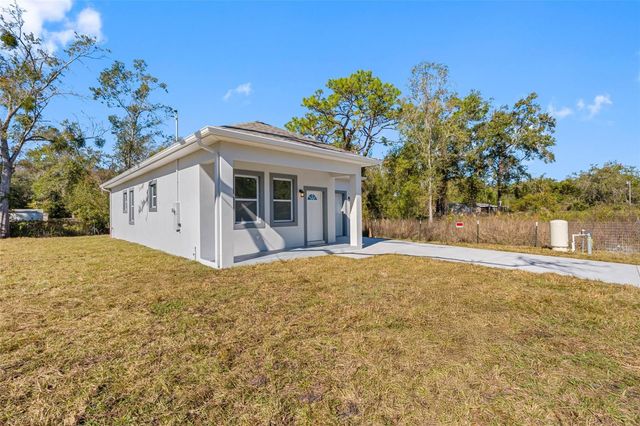 10271 LAKE DRIVE, New Port Richey, FL 34654