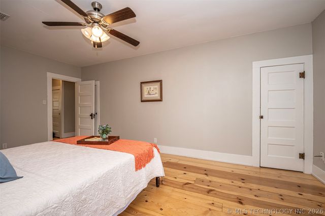 422 NW A Street, Ardmore, OK 73401