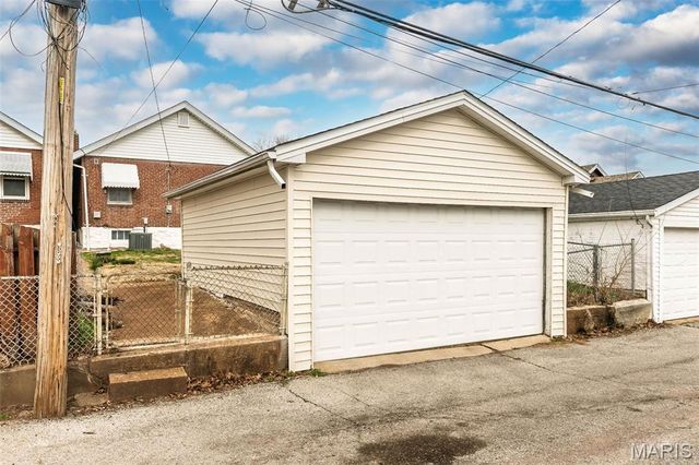 5332 Loughborough Avenue, St Louis, MO 63109