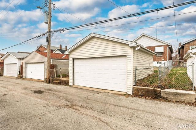 5332 Loughborough Avenue, St Louis, MO 63109