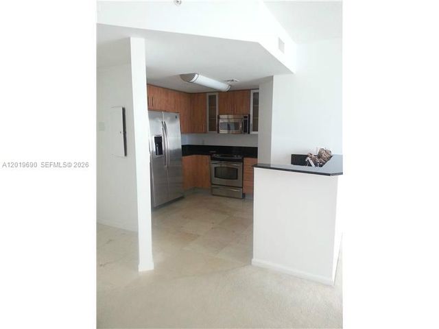 7900 Harbor Island Dr 1010, North Bay Village, FL 33141