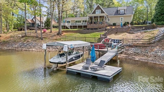 347 Whippoorwill Road, Mooresville, NC 28117