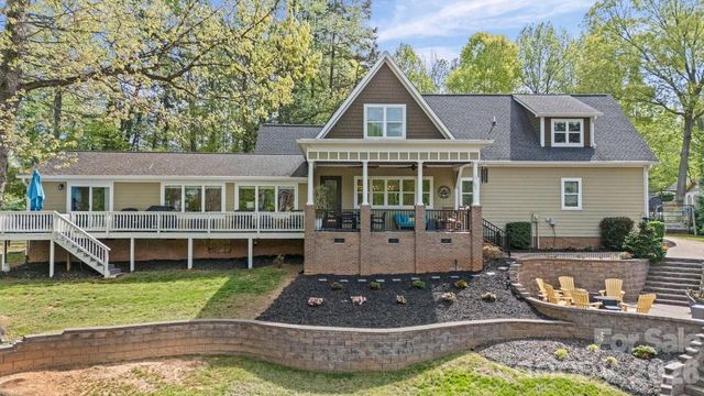 347 Whippoorwill Road, Mooresville, NC 28117