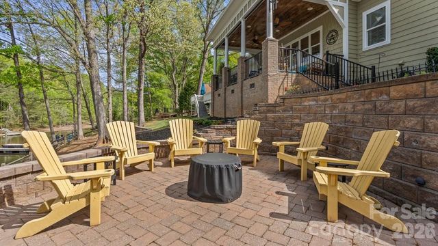 347 Whippoorwill Road, Mooresville, NC 28117