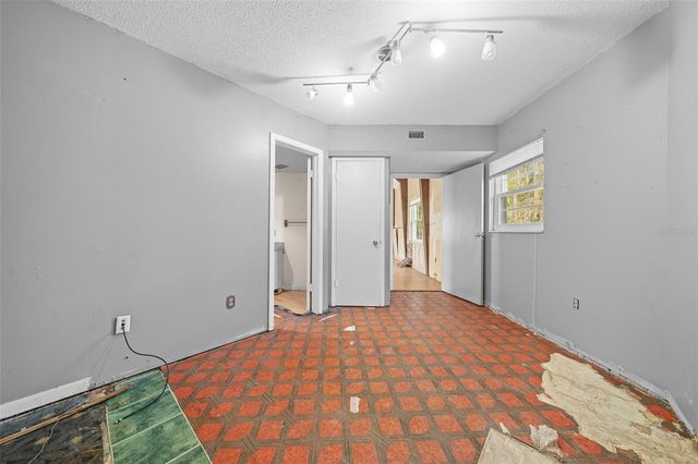 4301 SE 38TH STREET, Ocala, FL 34480