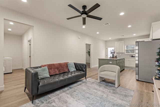 1907 E 27th Street N, Tulsa, OK 74110