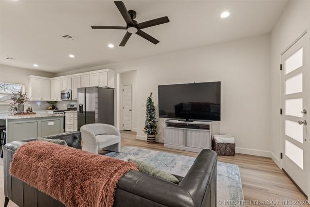 1907 E 27th Street N, Tulsa, OK 74110