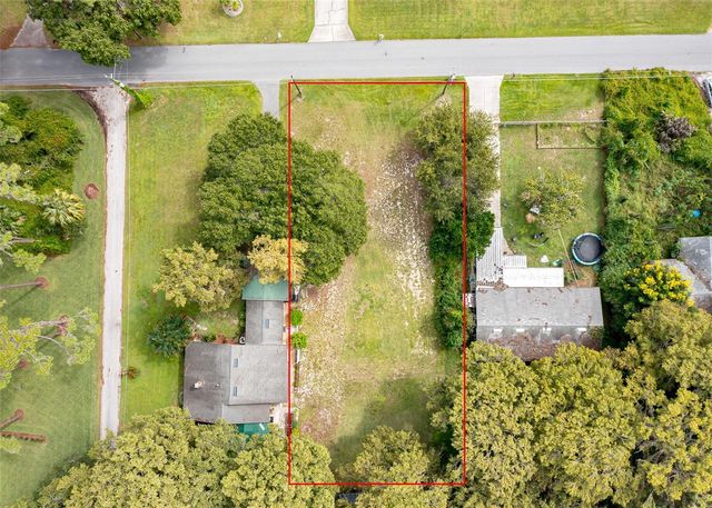 COVE ROAD, Tavares, FL 32778