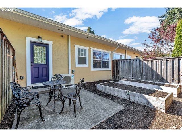 5814 Ne 6TH Ave, Portland, OR 97211