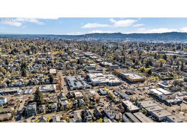 5814 Ne 6TH Ave, Portland, OR 97211