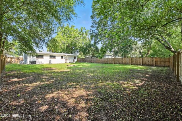 2007 SHERMAN Avenue, Palatka, FL 32177