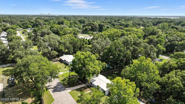 2007 SHERMAN Avenue, Palatka, FL 32177