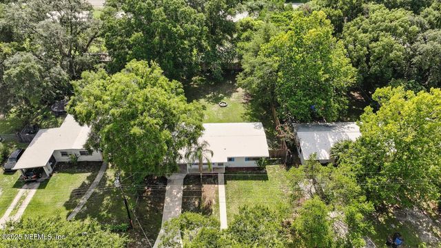 2007 SHERMAN Avenue, Palatka, FL 32177