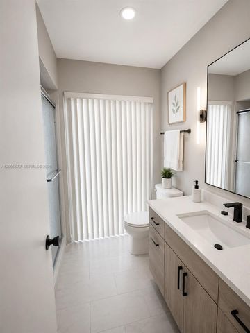 9840 NW 25th Ct, Coral Springs, FL 33065