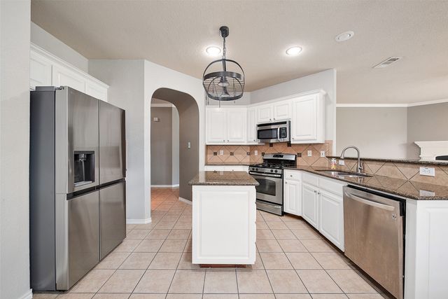 10005 Butte Meadows Drive, Fort Worth, TX 76177