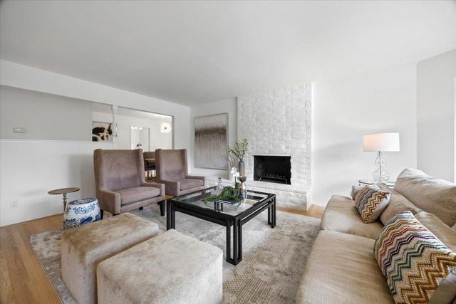 32 Bradshaw Terrace, Redwood City, CA 94062