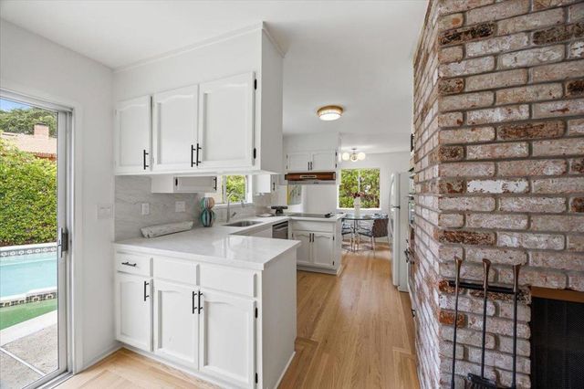 32 Bradshaw Terrace, Redwood City, CA 94062