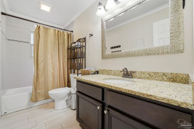 1131 Northbrook Dr, Pensacola, FL 32504