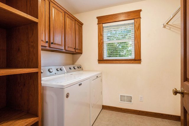 9975 Young Avenue Ne, Courtland Twp, MI 49341