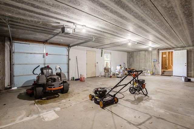 9975 Young Avenue Ne, Courtland Twp, MI 49341