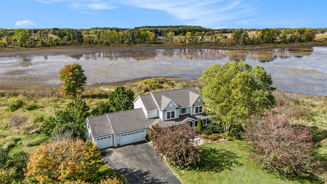 9975 Young Avenue Ne, Courtland Twp, MI 49341