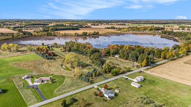 9975 Young Avenue Ne, Courtland Twp, MI 49341