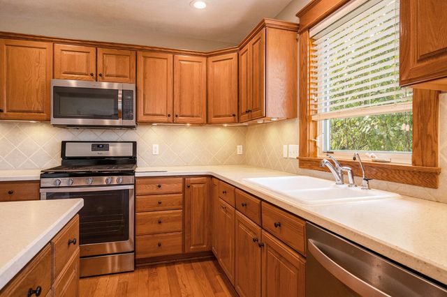 9975 Young Avenue Ne, Courtland Twp, MI 49341