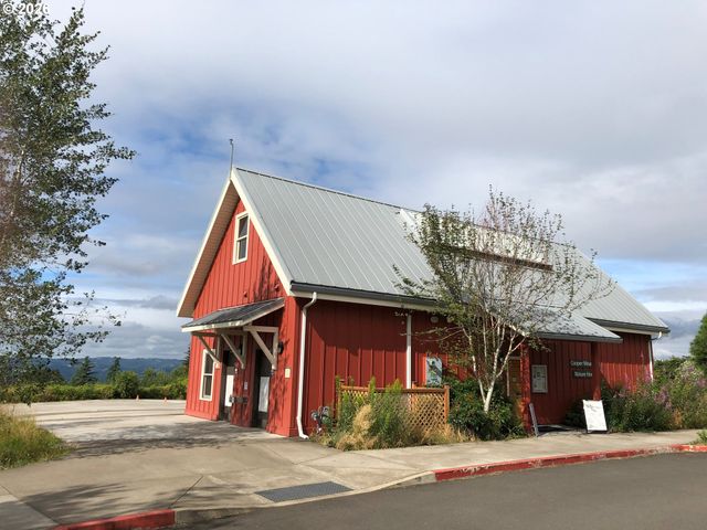 8525 Sw 181ST Ave, Beaverton, OR 97007